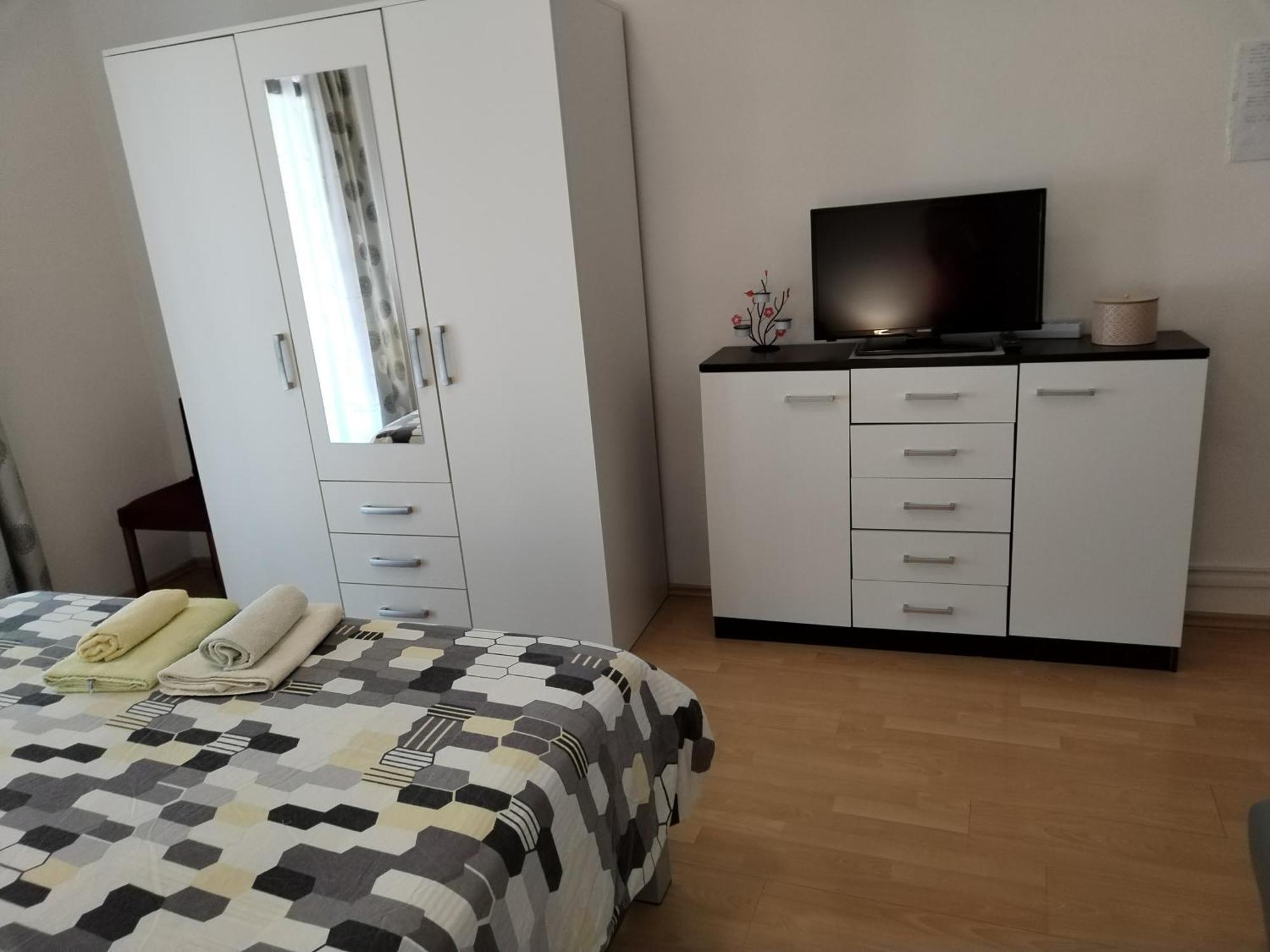 Apartments Erika Pula Luaran gambar